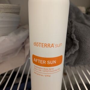 doTERRA Sun After Sun Restorative Spray - Orange and White